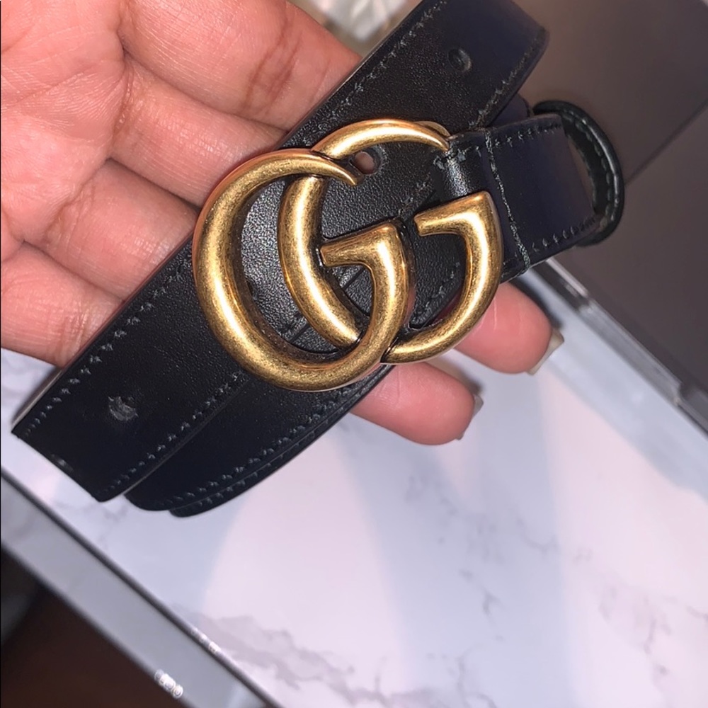 Gucci GG Logo Leather Belt